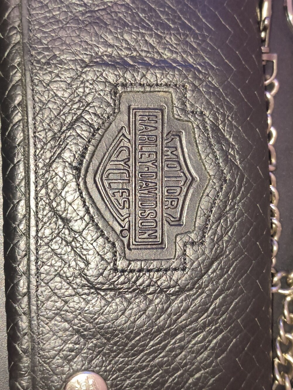 Harley-Davidson Black Leather Chain Wallet with Embossed Bar & Shield